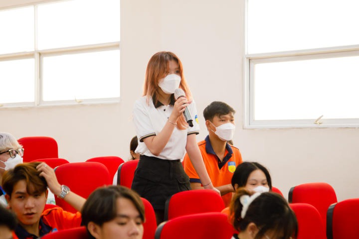 Viện Công nghệ Việt - Hàn tuyên dương 227 sinh viên xuất sắc và phát động cuộc thi tìm hiểu văn hóa Hàn Quốc 118