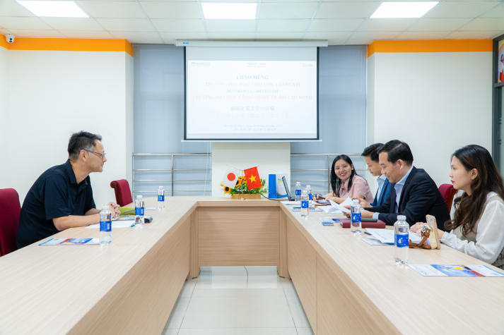 HUTECH holds working session with Shizuoka Sangyo University to promote training and research cooperation 8