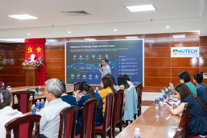 HUTECH tổ chức Altair Data Science Day 2025, cập nhật xu hướng mới trong AI và khoa học dữ liệu 46