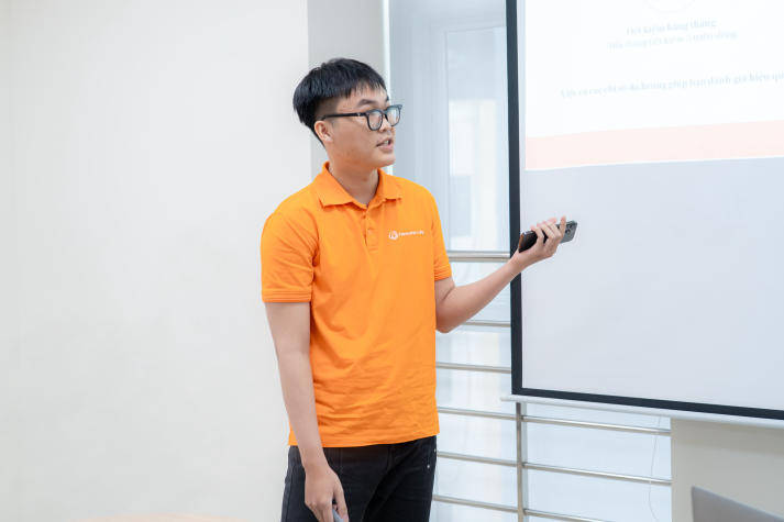 Ôn luyện kiến thức - trau dồi kỹ năng: Sinh viên HUTECH sẵn sàng cho hành trình lan tỏa tri thức 34