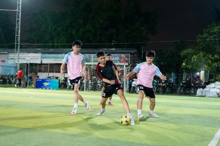 Chung kết bóng đá và lễ bế mạc Olympic VJIT 2025: Khép lại mùa hội thao sôi nổi 23