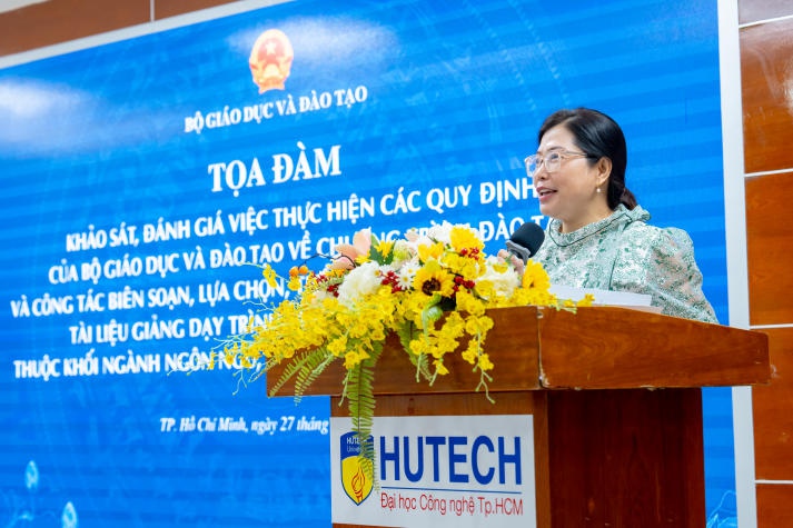 Nhiều ý kiến giá trị trong tọa đàm về đào tạo khối ngành Ngôn ngữ, Văn học và Văn hóa nước ngoài do HUTECH đăng cai tổ chức 121