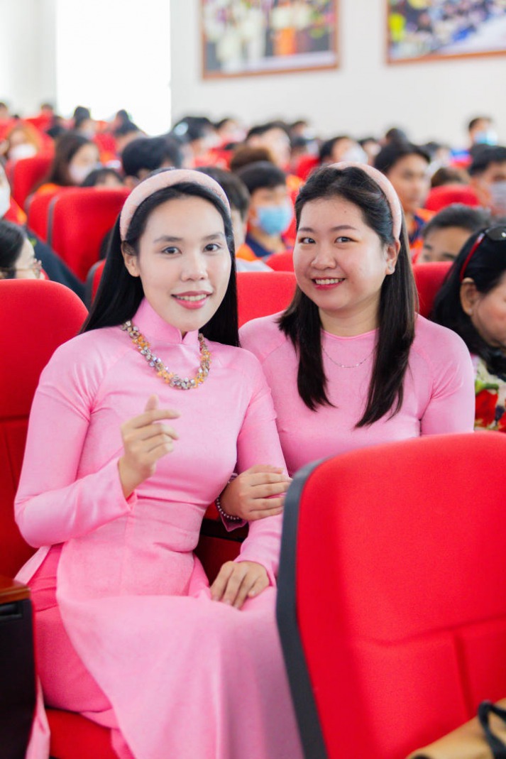 [Video] HUTECH long trọng tổ chức Lễ kỷ niệm 41 năm Ngày Nhà giáo Việt Nam 44