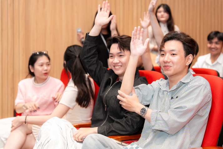 [Video] Sinh viên Digital Marketing kể chuyện văn hóa ba miền qua “Dọc Nét Việt” 54