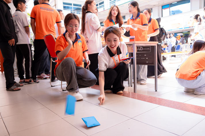Sắc màu Khoa học sức khỏe bùng nổ tại HUTECH’s Health Festival 2025 126