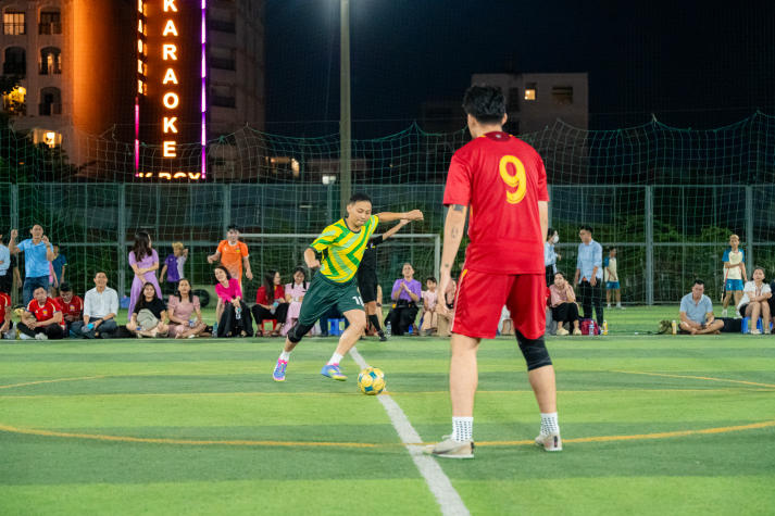 [Hội thao CB-GV-NV HUTECH 2025]: VPT-VPHĐT-P.NS-TT.KĐ-ĐBCL-B.TTr-TT.IT đăng quang ngôi vương Bóng đá nam 39