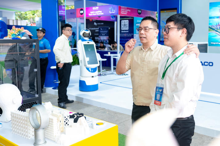 HUTECH booth makes an impression at GRECO 2025 with green innovation and industry 4.0 technologies 54