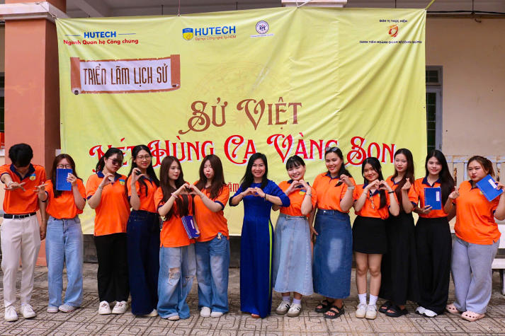 Hành trình “Sử Việt - Nét hùng ca vàng son”: Sinh viên Quan hệ công chúng lan tỏa giá trị lịch sử đến gần thế hệ trẻ 75