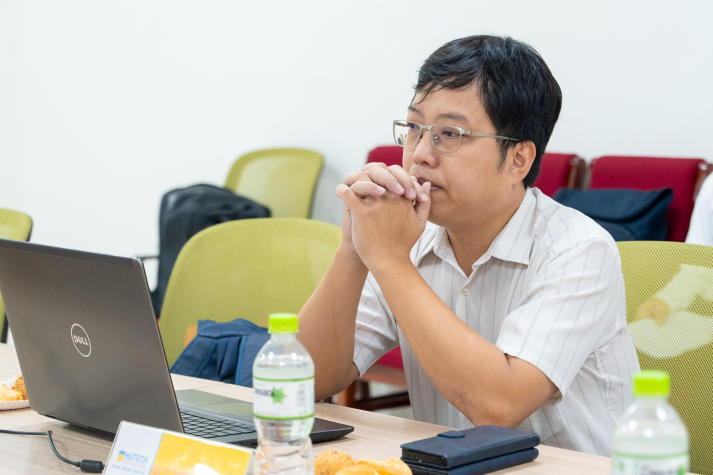 Nhiều giải pháp cho hệ thống điện thông minh tại buổi bảo vệ luận văn/đề án Thạc sĩ ngành Kỹ thuật điện 62