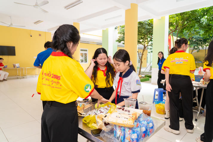 “Đặt lịch” tỏa sáng cùng loạt sân chơi tài năng, phong trào tại HUTECH 174
