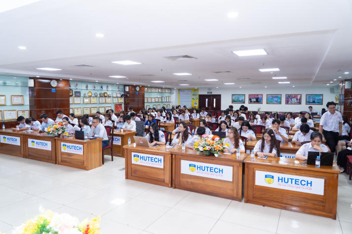 ​Ra mắt những “thủ lĩnh mới” tại Đại hội Liên Chi hội Khoa Quản trị Du lịch - Nhà hàng - Khách sạn nhiệm kỳ 2025 - 2028 80