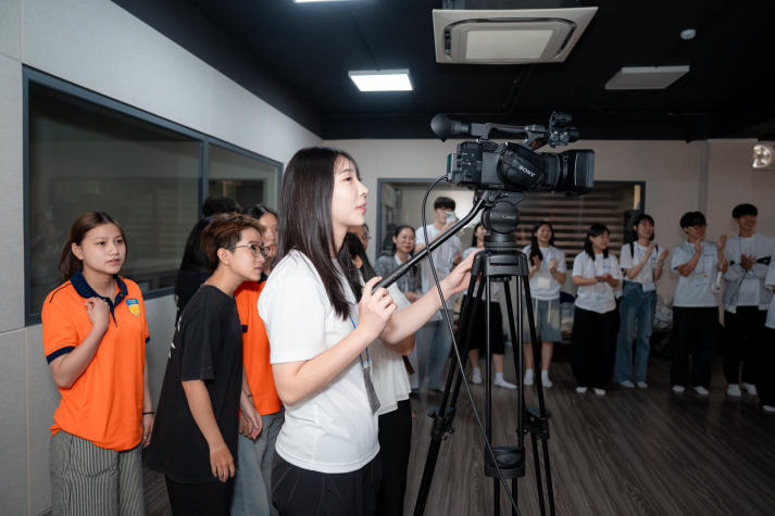 HUTECH and Incheon students engage in Vietnam-Korea cultural exchange 100