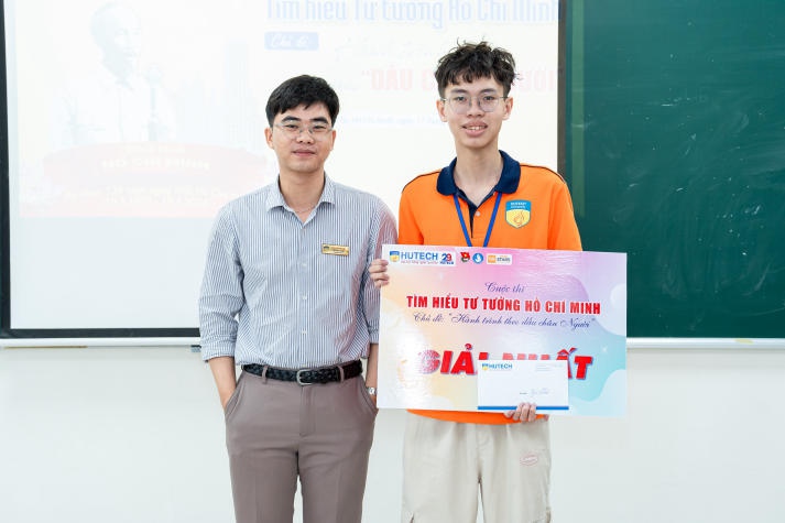 Sinh viên Viện Kỹ thuật HUTECH so tài kiến thức về tư tưởng Hồ Chí Minh 111