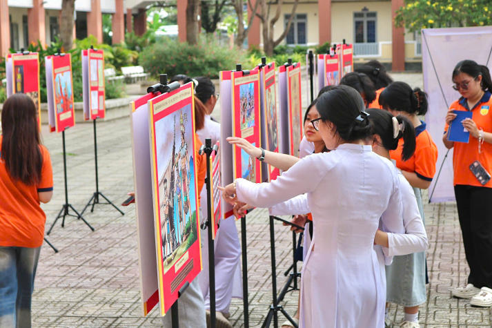 Hành trình “Sử Việt - Nét hùng ca vàng son”: Sinh viên Quan hệ công chúng lan tỏa giá trị lịch sử đến gần thế hệ trẻ 40
