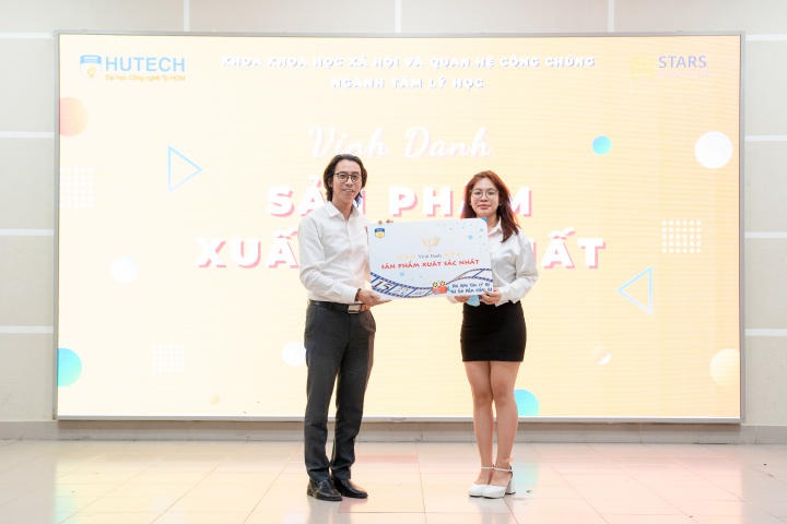 Sinh viên Tâm lý học HUTECH “trình làng” nhiều sản phẩm quảng cáo độc đáo trong buổi công chiếu đồ án cuối kỳ 98