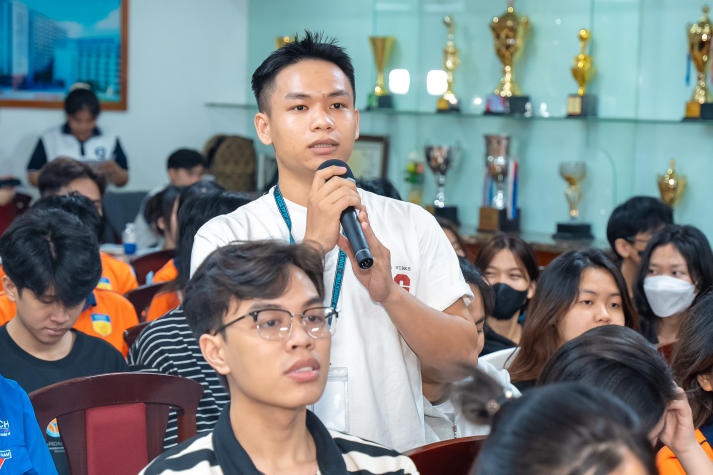 Nhiều học bổng giá trị được sinh viên HUTECH “thu hoạch” trong Workshop “Kỹ năng Marketing - Gen Z cần gì?” 76