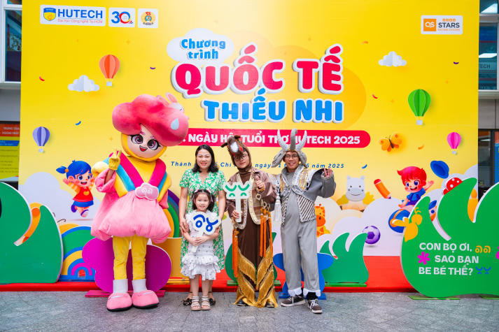 [Video] Ngày hội tuổi thơ HUTECH: Hành trình sắc màu cho những thiên thần nhỏ 21