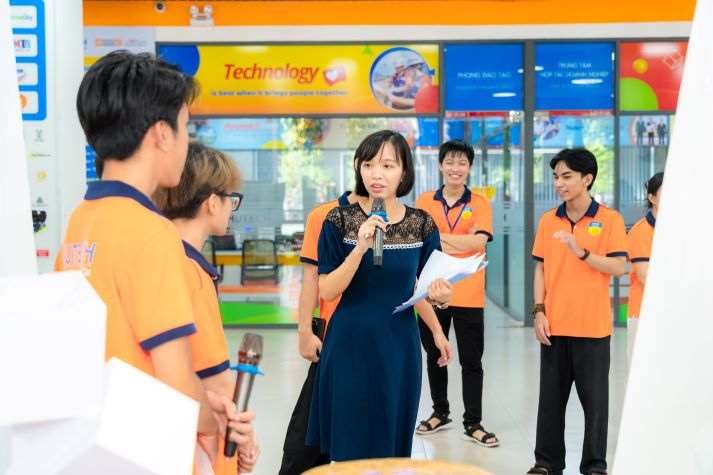 [Video] Sinh viên ngành Kiến trúc đưa tư duy tạo hình vào mô hình ánh sáng 59