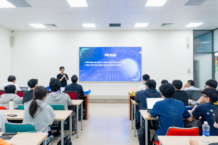 Phát triển phần mềm thời AI: Sinh viên Công nghệ thông tin chủ động bắt nhịp xu hướng mới 98