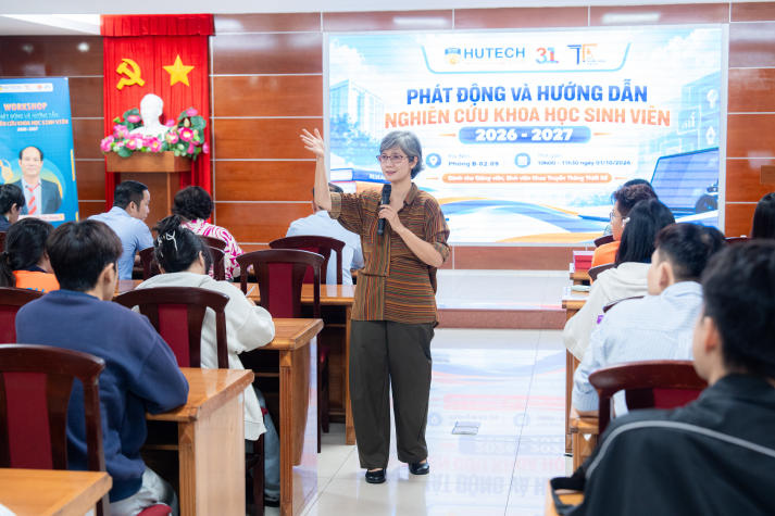 Gỡ “nút thắt” trên hành trình nghiên cứu khoa học của sinh viên Truyền thông - Thiết kế 24