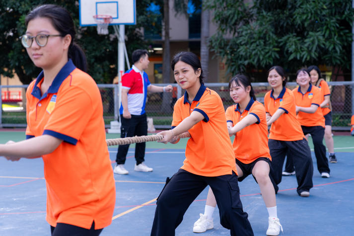 Sinh viên Nhật Bản học, Hàn Quốc học HUTECH “cháy” hết mình tại hội thao, lan tỏa tinh thần đoàn kết 57