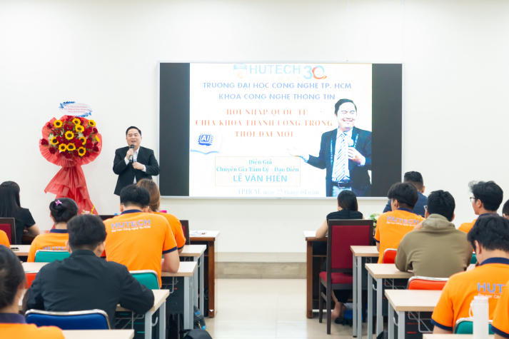 Từ “ngọc thô” đến công dân toàn cầu: IT-ers HUTECH khám phá hành trình chinh phục thành công 63