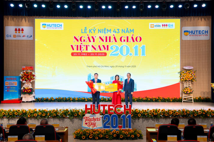 [Video] HUTECH long trọng công bố xếp hạng QS Ranking trong dịp Tri ân Nhà giáo 20/11 94