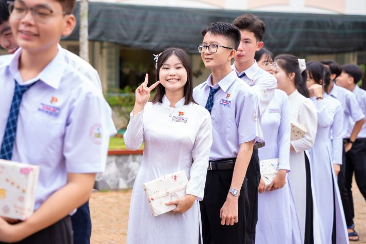 Hơn 1,1 triệu thí sinh bắt đầu thi môn văn kỳ thi tốt nghiệp THPT 2025 10