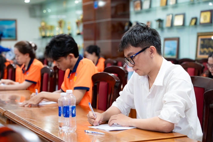 Sinh viên Khoa Quản trị kinh doanh trang bị kỹ năng tư duy phản biện, sẵn sàng chinh phục thách thức mới 80