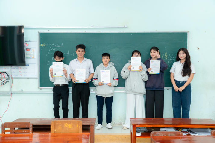 [Ảnh] HUTECH Scholarship Tour 2026 “phủ sóng” học bổng xuyên Việt,  tiếp sức sĩ tử chạm tương lai 162