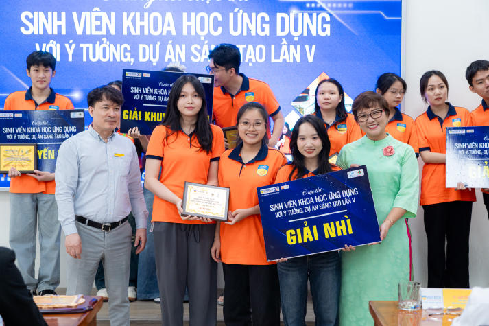 Bùng nổ ý tưởng sáng tạo, sinh viên Viện Khoa học Ứng dụng “trình làng” nhiều sản phấm độc đáo 101