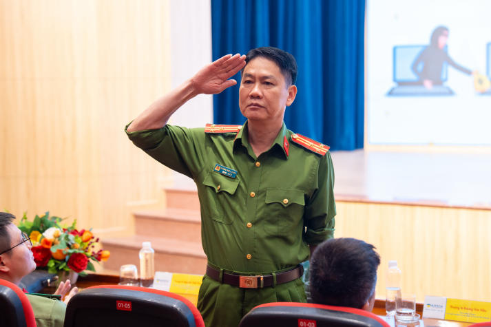 HUTECH đồng hành cùng Bộ Công an và Bộ GD&ĐT nâng cao nhận thức phòng chống tội phạm, tệ nạn ma túy cho sinh viên 29