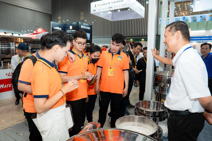 Vietnam Bakery Show 2025 - “lớp học thực tế” quy mô lớn dành cho sinh viên Công nghệ thực phẩm 42