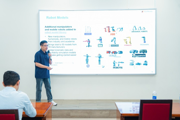 Khơi nguồn sáng tạo cùng MATLAB: Sinh viên Viện Kỹ thuật học cách làm chủ công nghệ Robot và AI 24