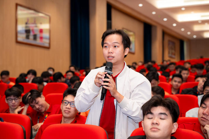 Học bí kíp dùng AI tinh chỉnh portfolio, sinh viên Viện Kỹ thuật chủ động ghi điểm với nhà tuyển dụng 79