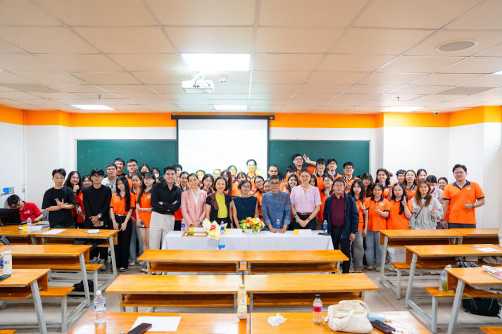 HUTECH students expand creative thinking and global connections through a workshop series with Philippine speakers 84