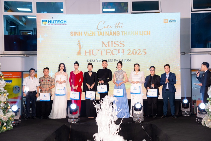 [Video] Tỏa sáng trong phần thi Miss Fashion, thí sinh Miss HUTECH 2025 “gây bão” trên sàn runway 51