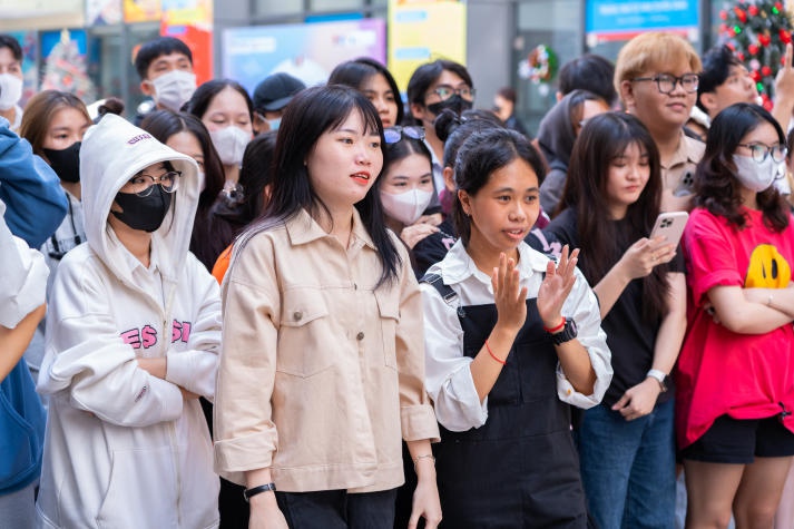 [Video] Sinh viên HUTECH ngao du xứ sở kim chi tại “VKIT’s Culture Festival 2023” 137