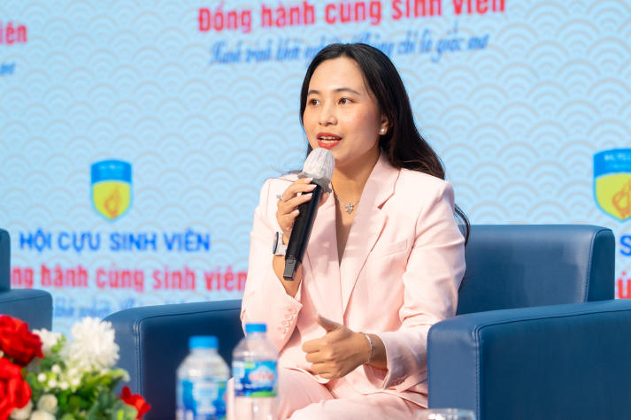 Sinh viên HUTECH học “bí quyết khởi nghiệp thật” từ CEO đàn anh 91