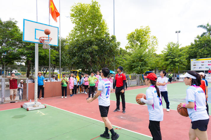 [Video] Hội thao Cán bộ - Giảng viên - Nhân viên HUTECH 2025: Trở lại rực lửa, bùng nổ đam mê thể thao 38