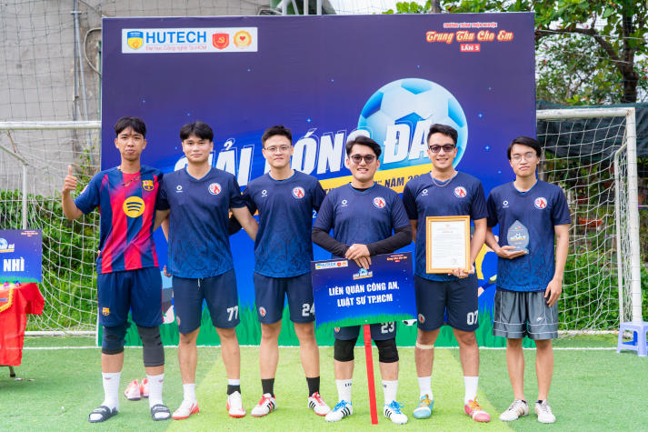 Giải bóng đá Chi bộ 17: Chung sức gây quỹ, thắp sáng mùa Trung thu cho trẻ em Vĩnh Long 72