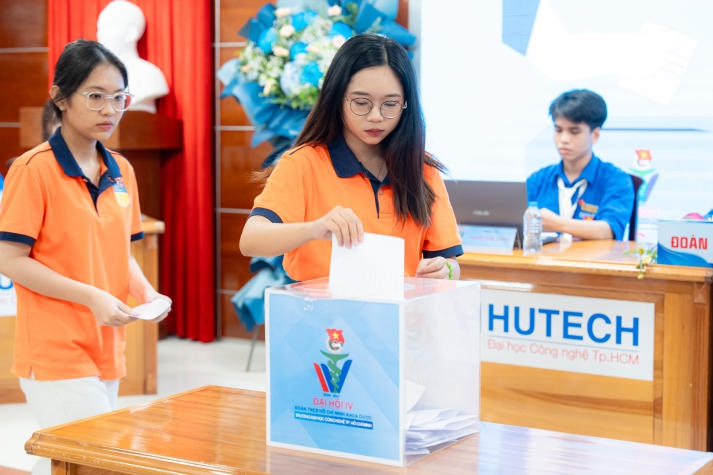 Đại hội Đại biểu Đoàn TNCS Hồ Chí Minh lần thứ IV của Khoa Dược tràn đầy khát vọng vươn xa 68