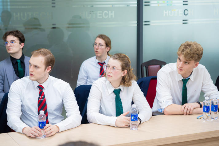 HUTECH welcomes students from University of Groningen for international academic exchange 71