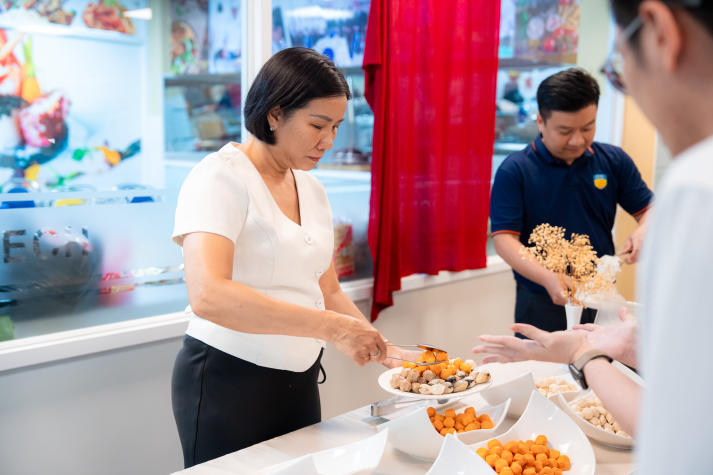 Buffet lẩu 99K đậm vị Tết miền Nam - Đồ án tốt nghiệp “đưa thực khách về nhà” của sinh viên HUTECH 19