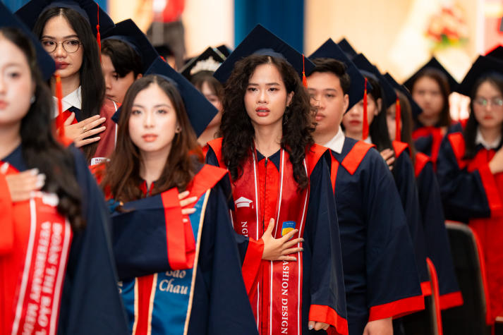 “Học tập suốt đời và không ngừng phát triển năng lực ngoại ngữ” 30