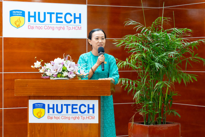 “Mầm Xanh” chiến thắng thuyết phục tại cuộc thi The Next-Gen Creators 2025 của Khoa Marketing - Kinh doanh quốc tế 197