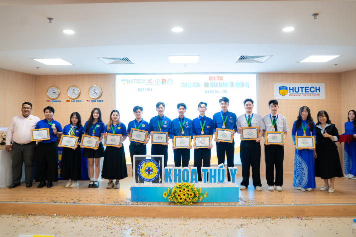 Sôi nổi - Bản lĩnh - Nhân ái: Năm phong trào đầy sắc màu của sinh viên Khoa Thú y 87