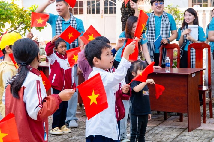 “Trăng sáng Langbiang” mang mùa Trung thu ấm áp đến học sinh Đà Lạt 19