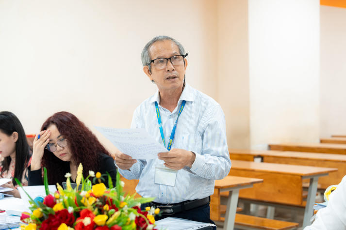 16 học viên cao học ngành Luật kinh tế đề xuất nhiều giải pháp pháp lý thực tiễn trong buổi bảo vệ luận văn/đề án tốt nghiệp 47