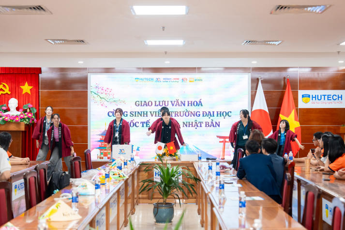 VJIT and Josai International University students engage in cultural exchange 63